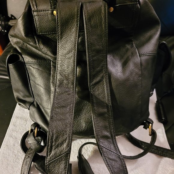 Backpack - Picture 2 of 2
